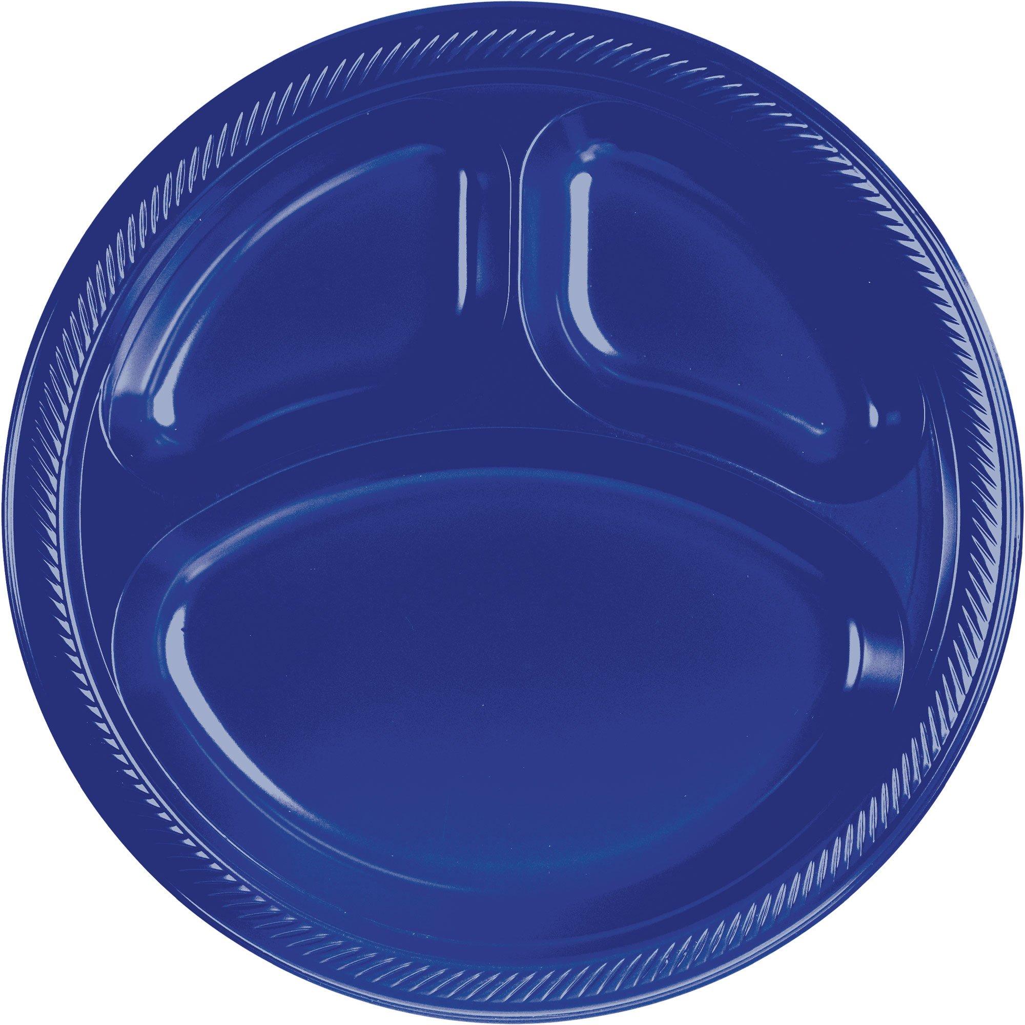 Plastic plates with clearance sections